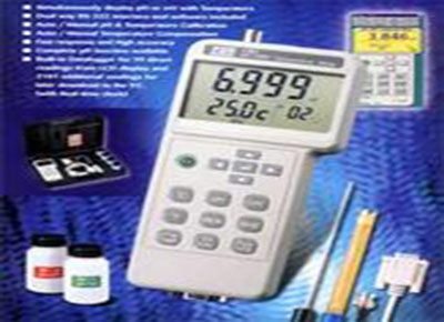 TFC019   数字式PH/温度测试计（TES-1380）